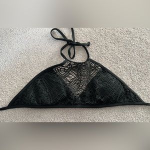 NWT Hurley M Black Bikini Top Crochet
